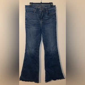 NWOT American Eagle Flare Jeans